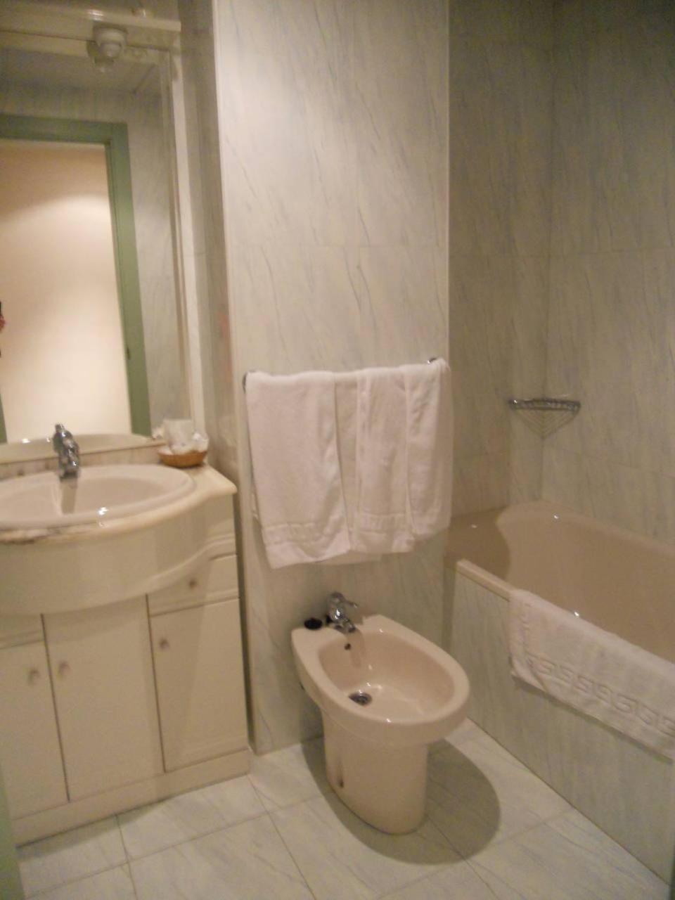 Apartamentos Nerja Bahia Εξωτερικό φωτογραφία
