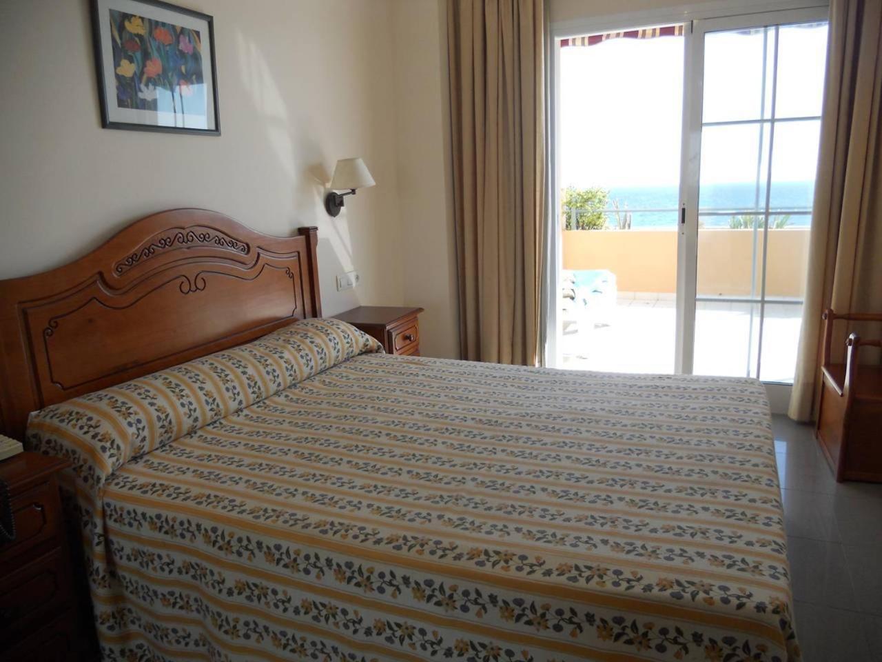 Apartamentos Nerja Bahia Εξωτερικό φωτογραφία