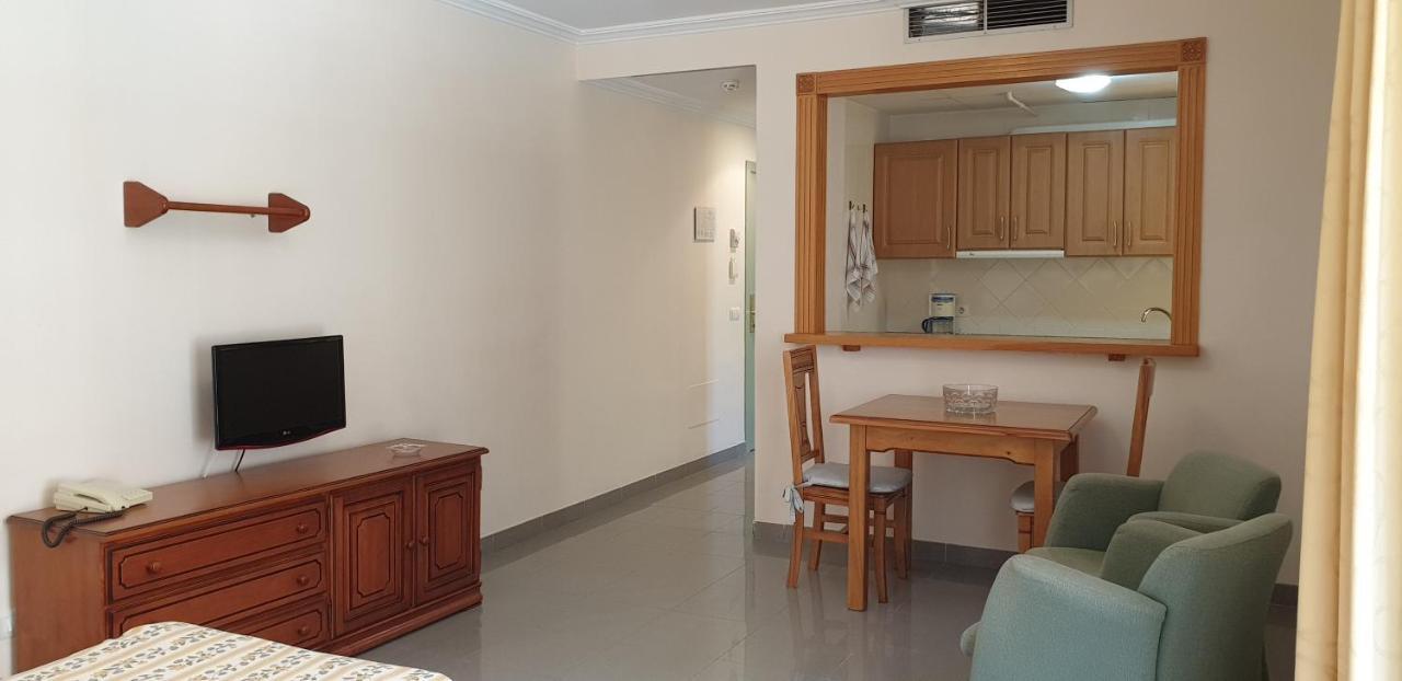 Apartamentos Nerja Bahia Εξωτερικό φωτογραφία