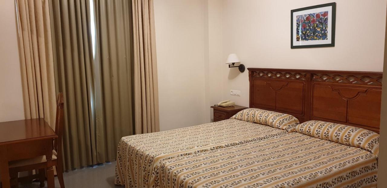 Apartamentos Nerja Bahia Εξωτερικό φωτογραφία